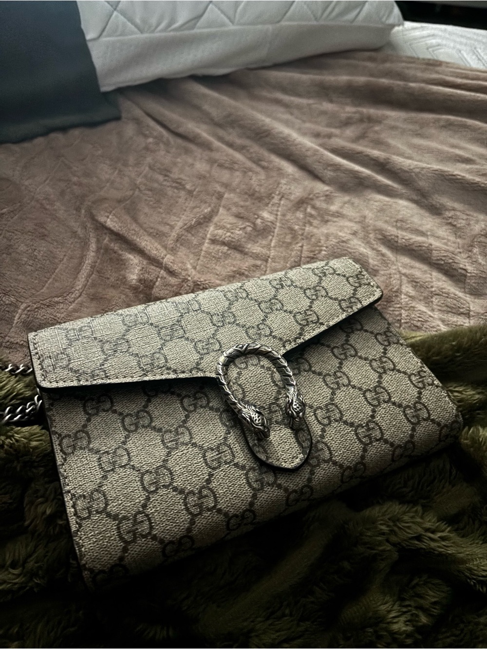Gucci Beige Monogram Dionysus Chain Crossbody Bag - Picture 1 of 6